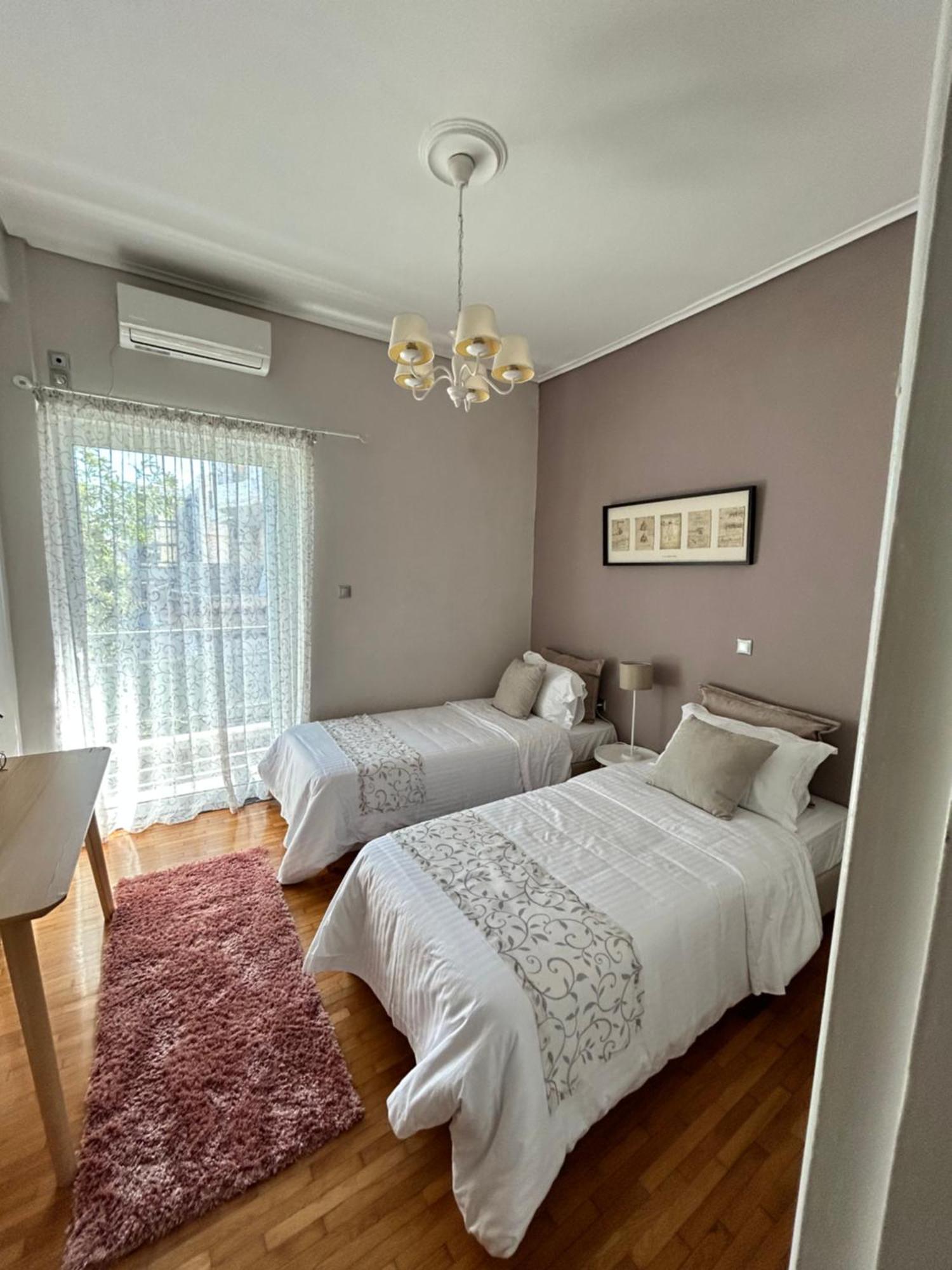 Beautiful Apartment Next To Metro Station Athens Luaran gambar